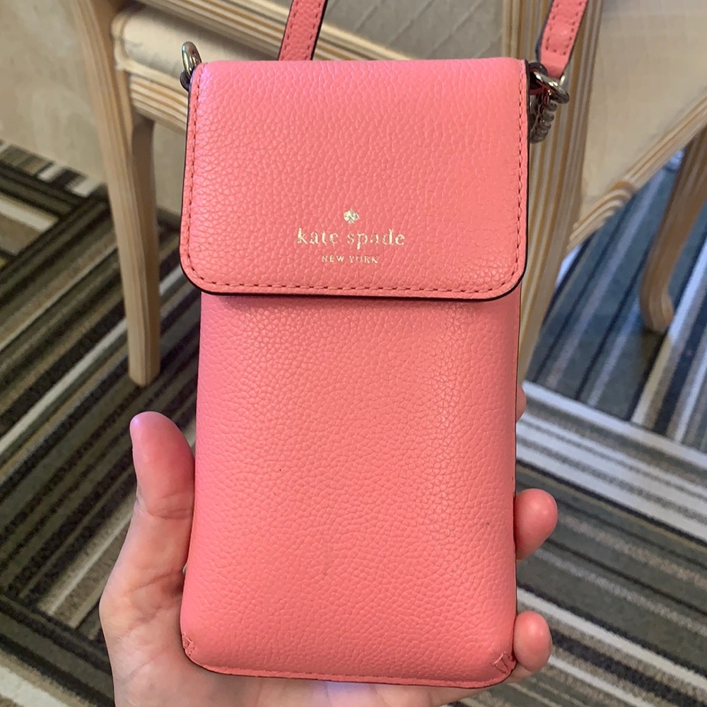 Pretty pink Kate spade phone crossbody